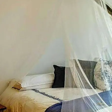 El Refugio De Hotel 3*